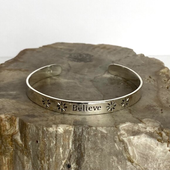 Sterling Silver 925 Stamped “BELIEVE” Inspirational Oval Cuff Bracelet Sz 6.5" - Picture 2 of 16